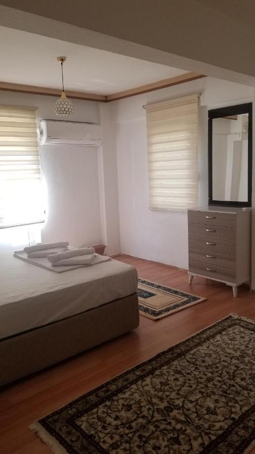 Huge Evleri 2 Apartament