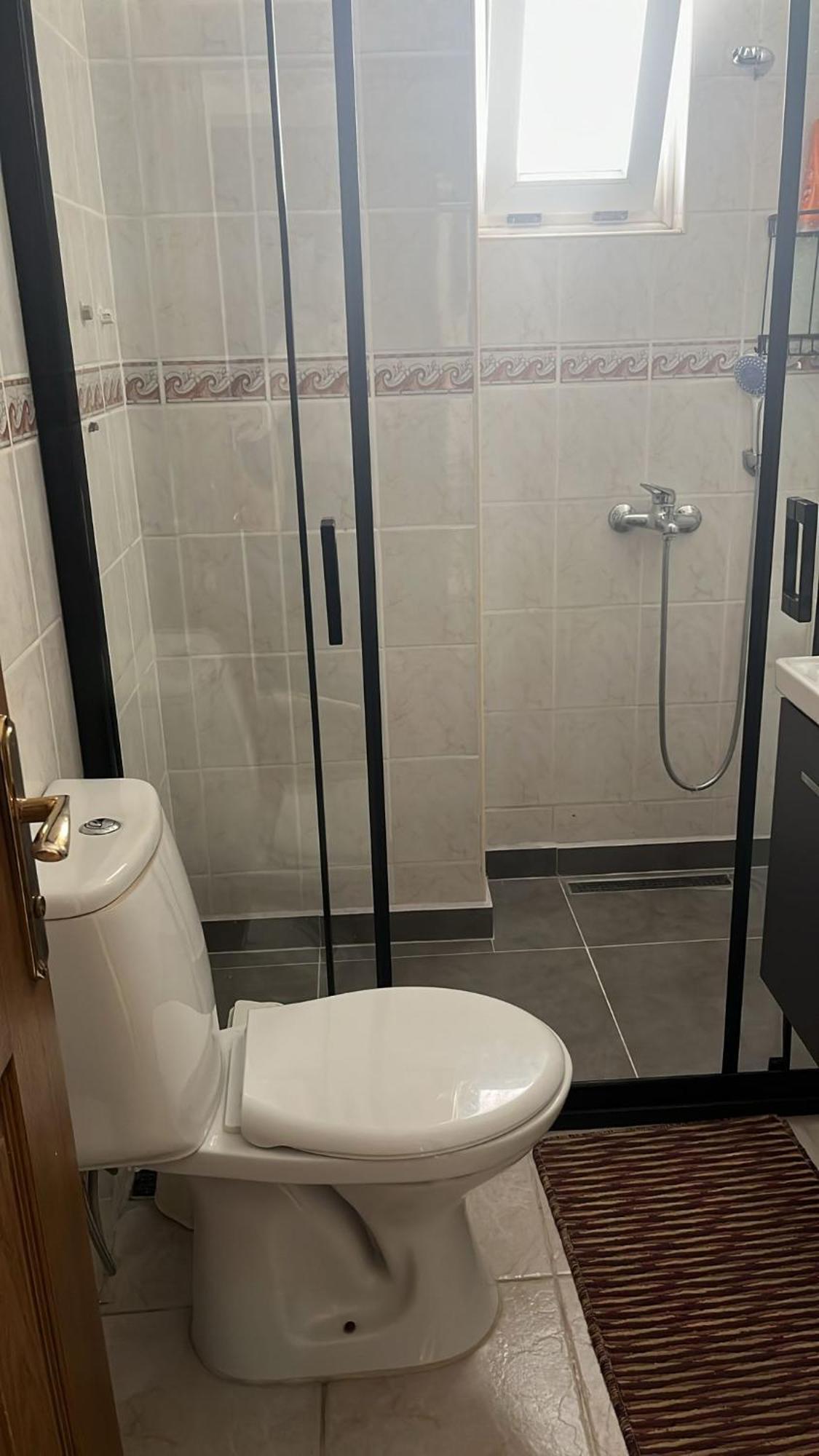 Huge Evleri 2 Apartament *